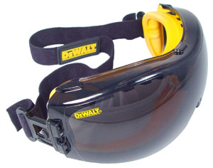 DeWalt Safety Goggles Concealer Smoke Anti-Fog Lens Model DPG82-21